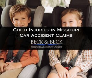 Two children in booster seats in a car in Missouri illustrating the danger of child injuries in Missouri car accident claims