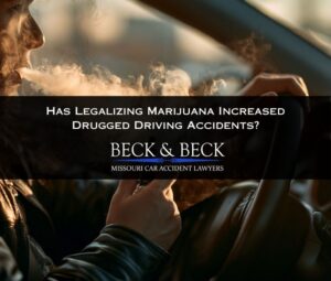 Driver vaping and driving in St Louis, Missouri